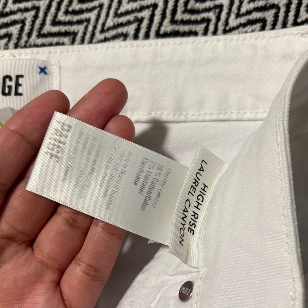 PAIGE High Rise Laurel Canyon White Jean Shorts - Sz 26